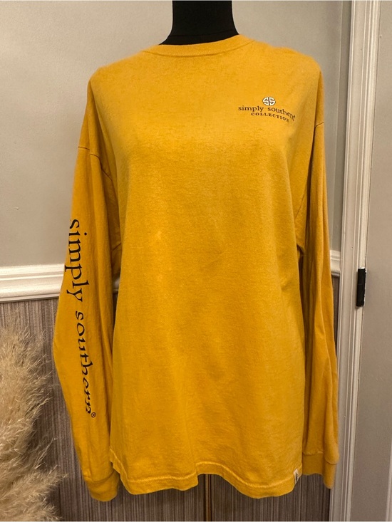 Simply Southern Tops - Simply Southern Collection Nurse Bee Kind Long Sleeve Graphic Tee XL Mustard